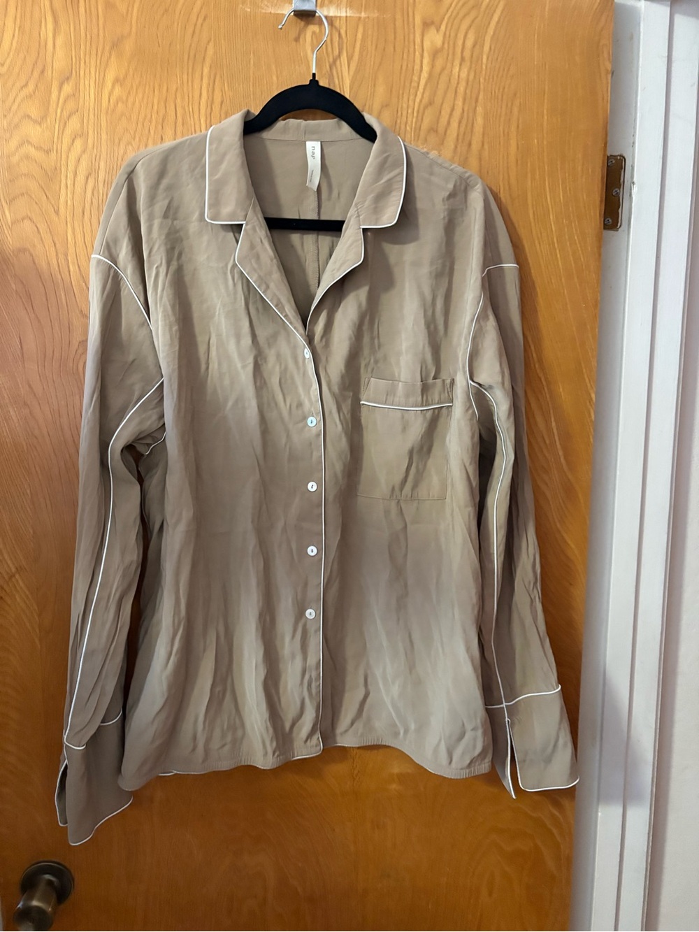 Nap Beige Button-Front Shirt with White piping S